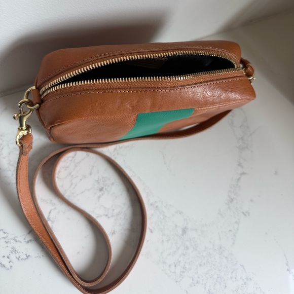 Clare V. Midi Sac Bag Green and Tan Color - Picture 4 of 16